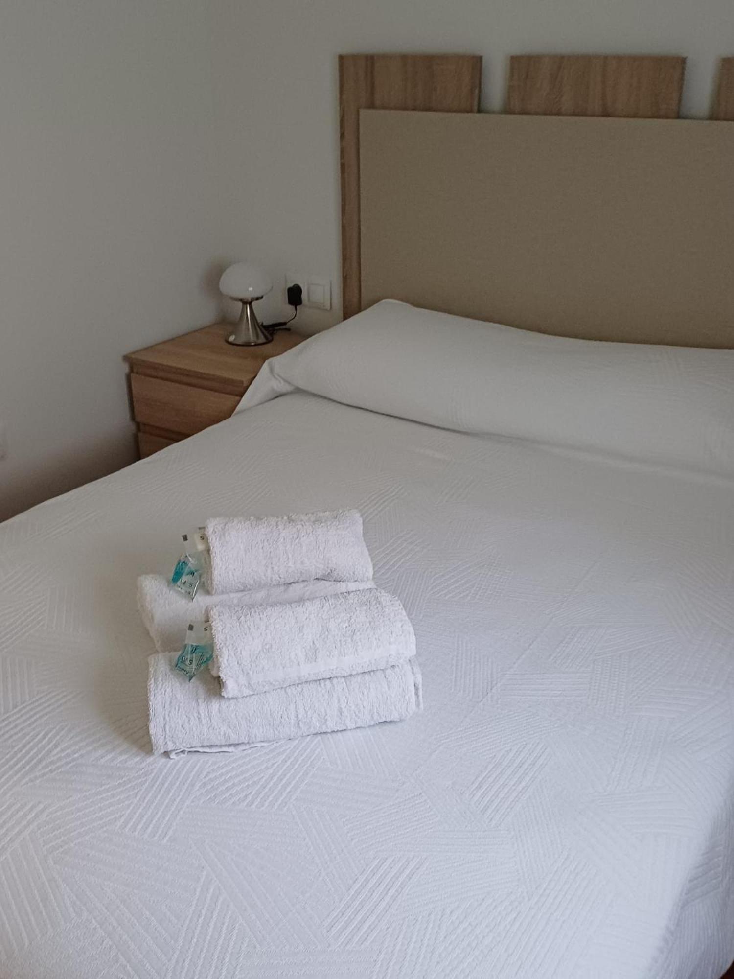 Lyrioshomes Apartamento Filpo Rojas , Sevilla Buitenkant foto